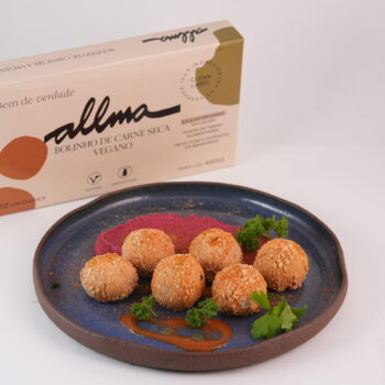 BOLINHO DE CARNE SECA VEGANA - 12 UNIDADES