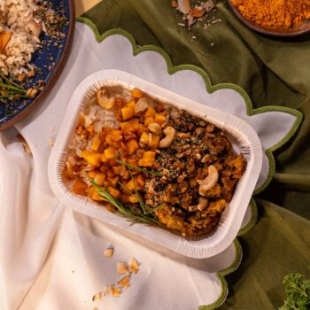 FRANGO AO CURRY COM ARROZ DE COCO - 350 GRAMAS